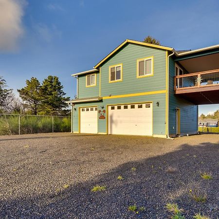 Canal-Front Home In Ocean Shores With Dock And Views! Eksteriør bilde